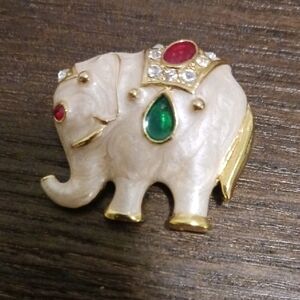 Source Unknown Gold and Cream Elephant Brooch